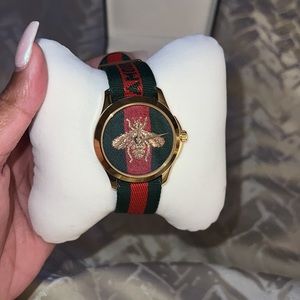 Gucci G Timeless watch